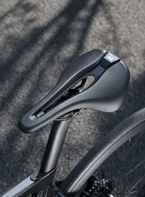 Comfortable WEST BIKING Short Nose Bike Saddle Seat for Mountain Bikes 24.5*14.5*6cm