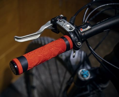 130mm * 30mm ENLEE Silica Gel Bicycle Handle Bar Grips Suitable for Off-Road Bicycles