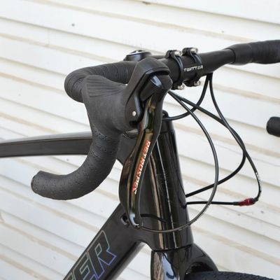 Carbon Frame Gravel Bike 700C*40C 11 Speed APEX Hydraulic Disc Brake for Road Racing