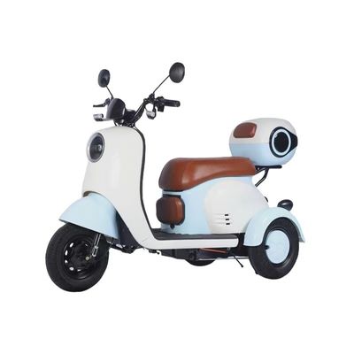 600W Motor Power 3-Wheel Scooter for Adults Rear Hub Motor Position Integrated Battery